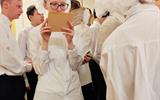 Учащиеся ознакамливаются с документами из фондов партизанских формирований 9