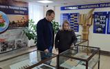 Заместитель директора Национального исторического архива Беларуси С.Н.Рындин и заведующий отделом Национального архива Республики Беларусь М.А.Старостенко 002