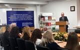 Выступает профессор кафедры управления органами предварительного следствия Института повышения квалификации и переподготовки Следственного комитета Республики Беларусь, полковник юстиции С.П.Тишук 001