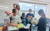 Учащиеся ознакамливаются с издательскими проектами архива 8_на_сайт