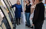 Заведующий отделом НАРБ М.А.Старостенко знакомит с выставкой архивных документов 001